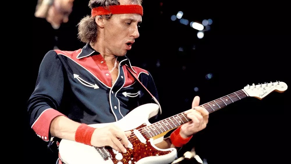 Mark Knopfler Fender Telecasterrel (Sultans of Swing előadása közben)