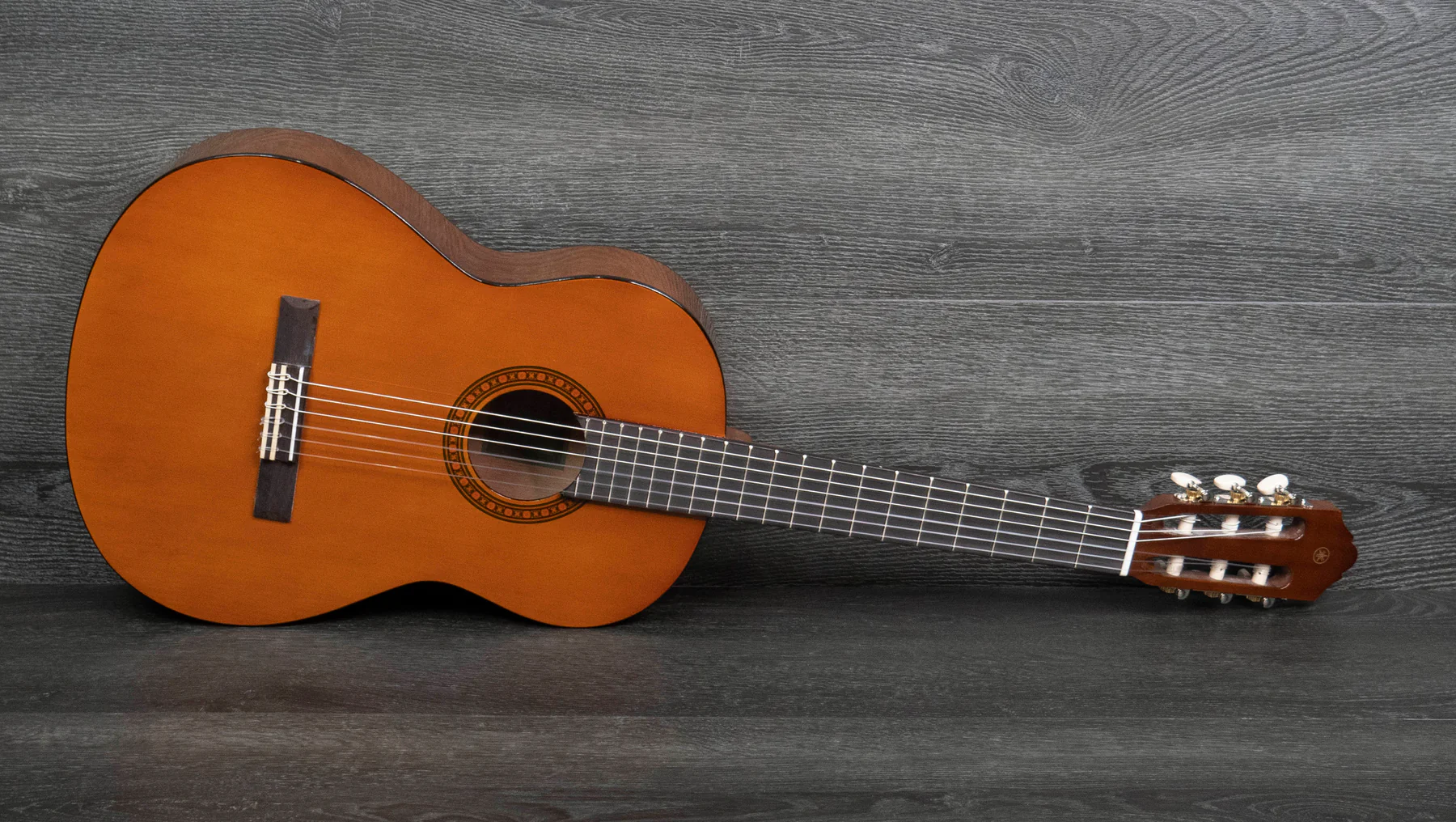 Yamaha klasszikus gitár