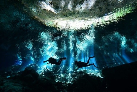 Dos Ojos Cenote