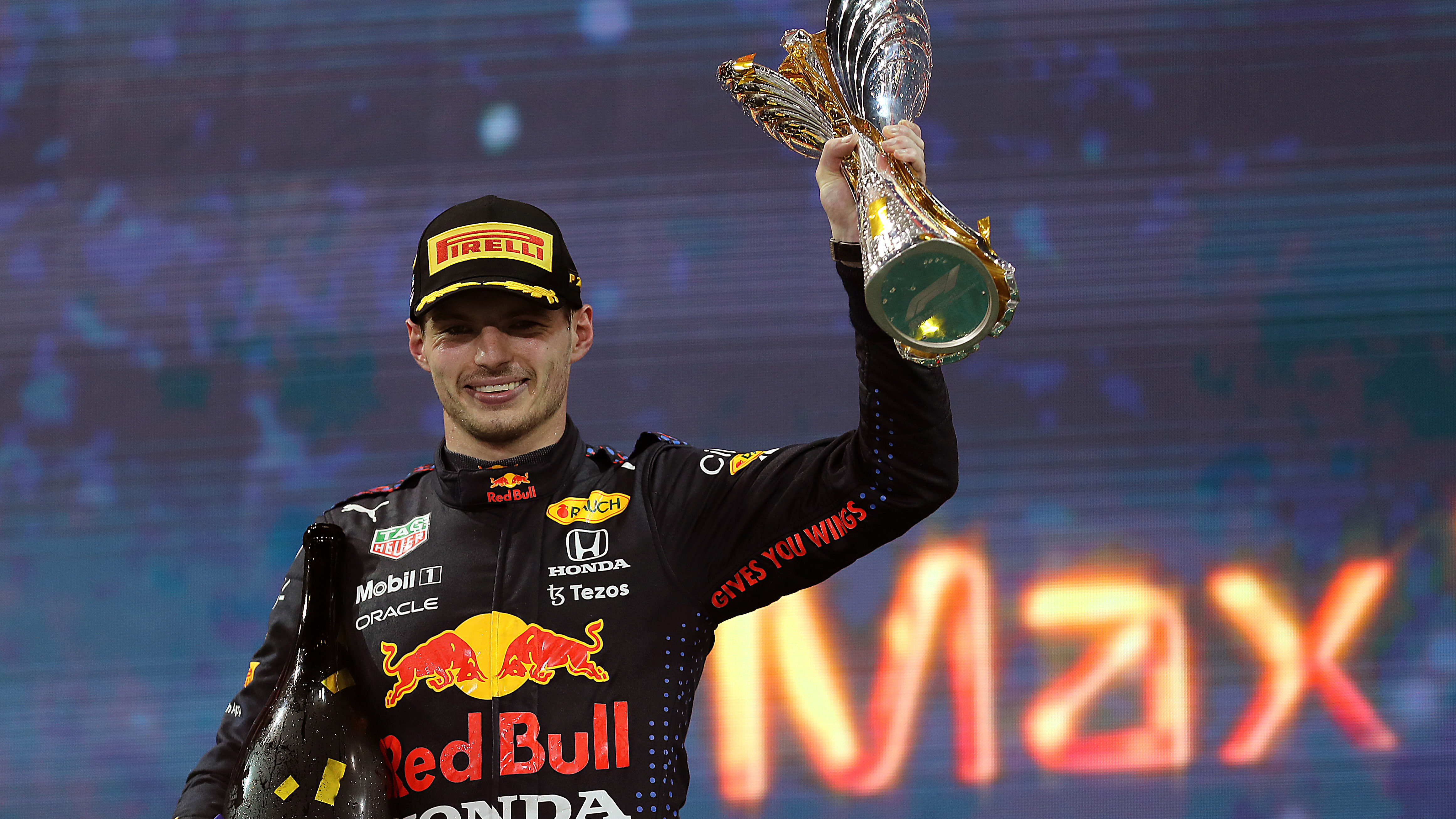 Max Verstappen ünnepli győzelmét