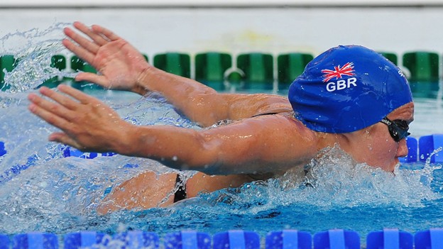 Pillangóúszás technika Pillangóúszó sportoló