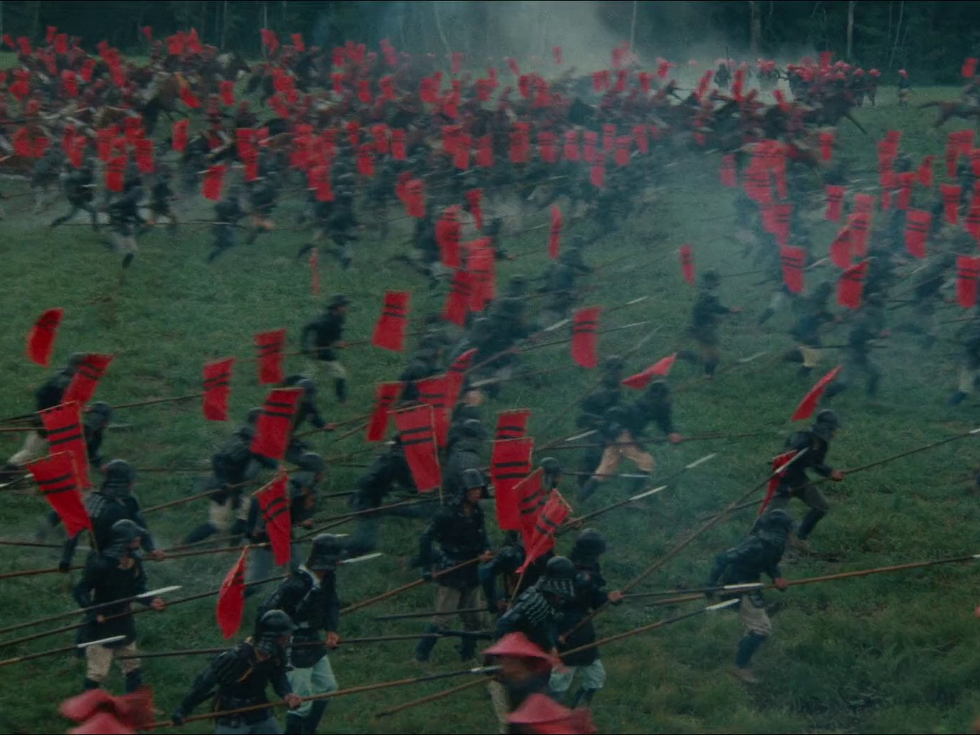 Scene from 'Ran', showing a battlefield of samurai