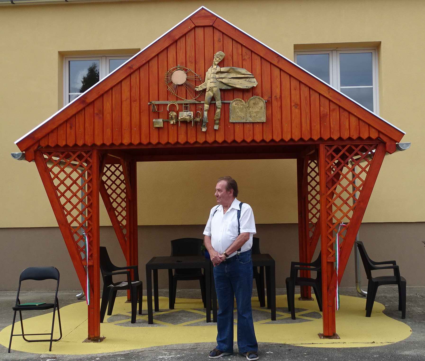 Olvasópavilon és Petőfi