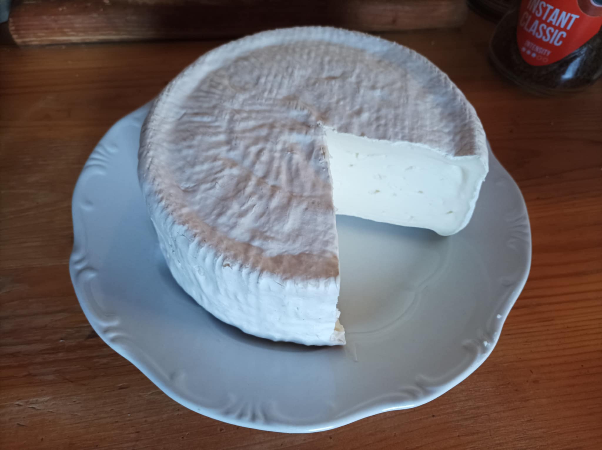 Caciotta sajt látható a képen